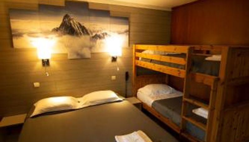Standardzimmer - Hotel La Chaumière à 160 m du télécabine et de la gare SNCF Garage moto gratuit