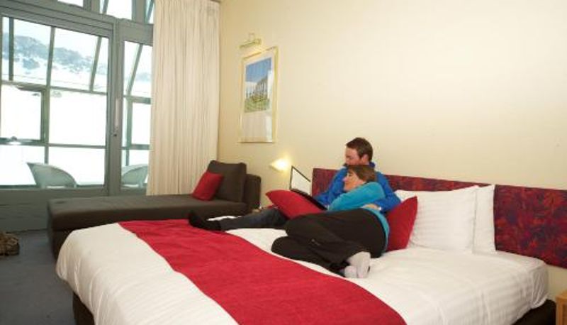 Zimmer - The Perisher Valley Hotel