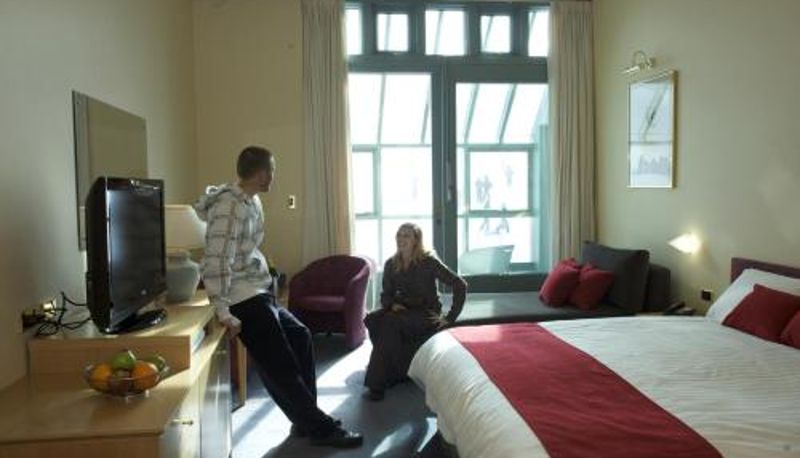 Camera - The Perisher Valley Hotel