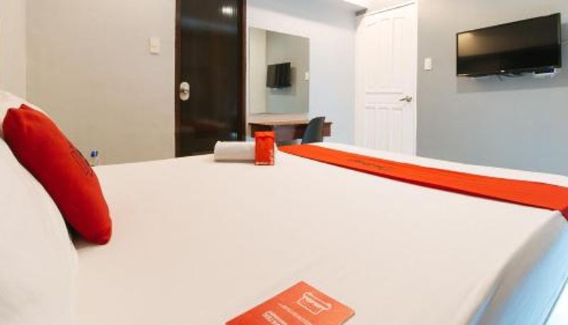 Info - RedDoorz near Bambang Station