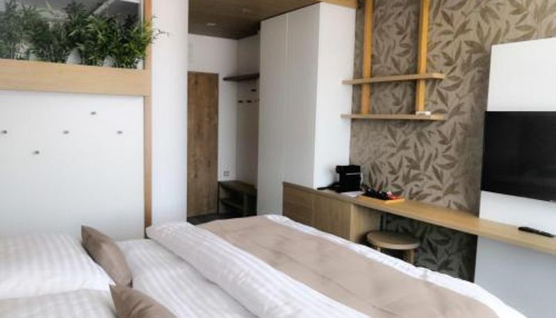 Üç kişilik oda - Hotel Adamantino