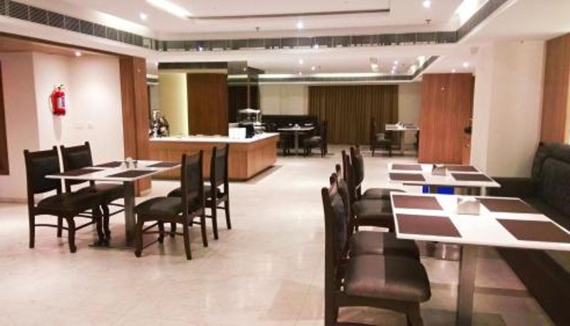 Sala prima colazione all'interno del ristorante - Hotel Smart City Park Inn