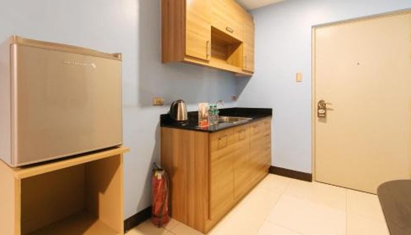Apartamento - RedDoorz Plus at Kamuning Quezon City