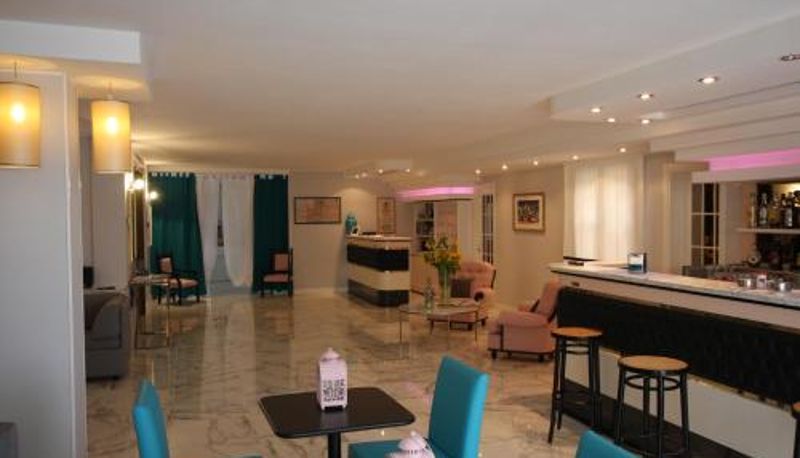 Recepcja - Hotel Naxos B&B
