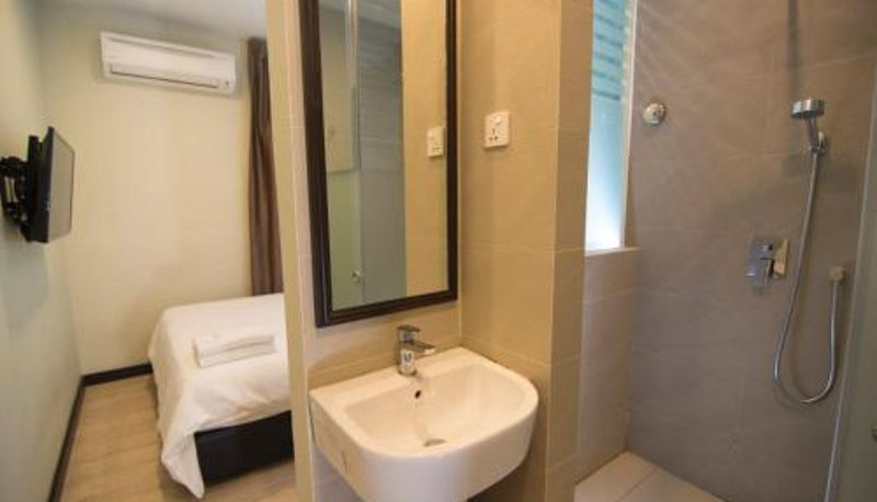 Banyo - Pantai Inn Kota Kinabalu