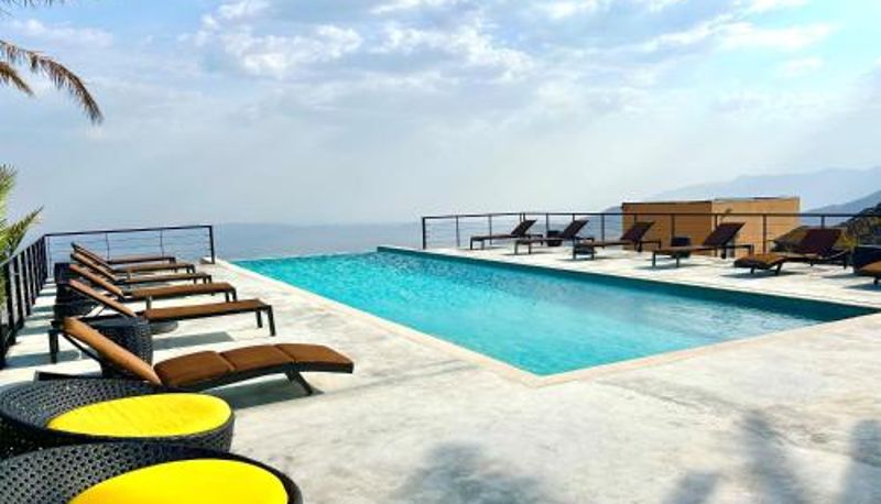 Piscina - The View