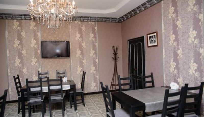 Sala prima colazione all'interno del ristorante - Hotel Hizhina