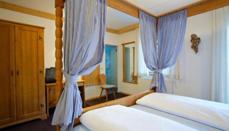 Habitación - Hotel B&B Pardeller