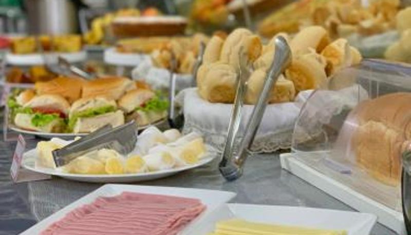Frühstücksraum innerhalb des Restaurants - Porto Seguro Hotel - Porto Velho