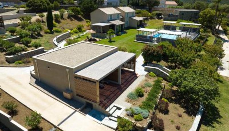 Otel açık alanı - Hôtel U San Daniellu