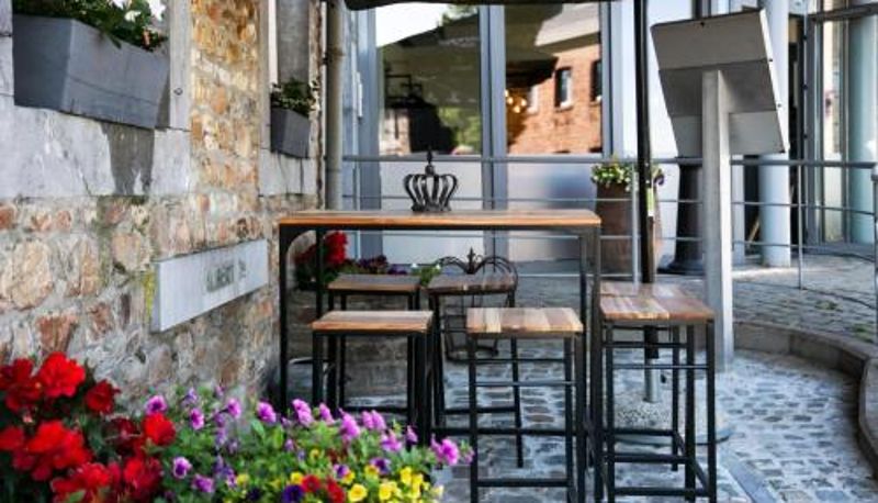 Sala prima colazione all'interno del ristorante - La Couronne