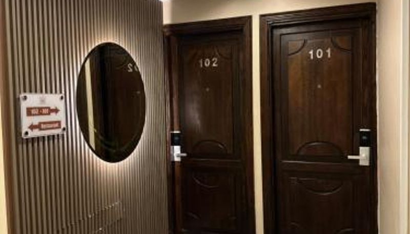 Zewnętrzna część hotelu - TAJ Hotel