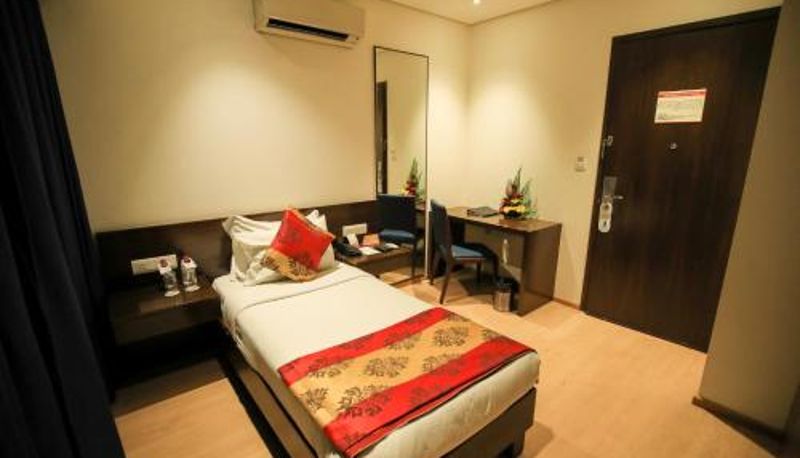 Chambre - Hotel German Palace Near to Airport