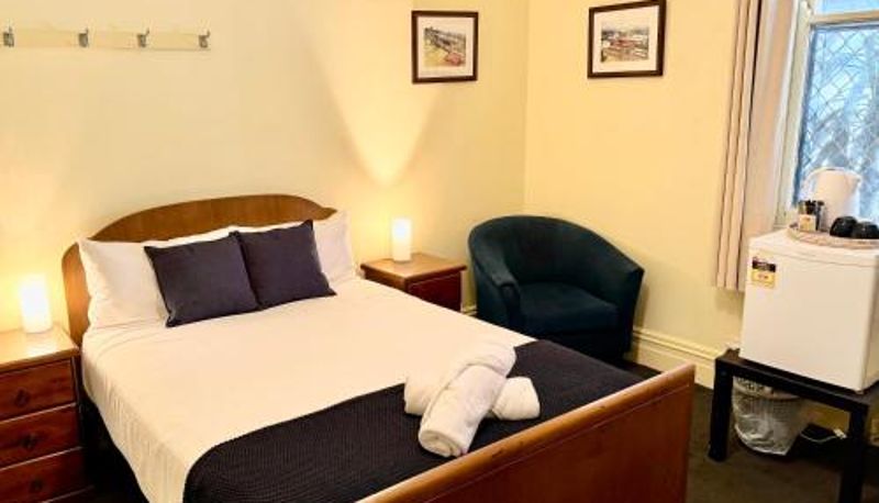Zimmer - The Commercial Hotel Wallerawang