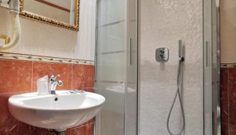 Info - Hotel Valentino Palace