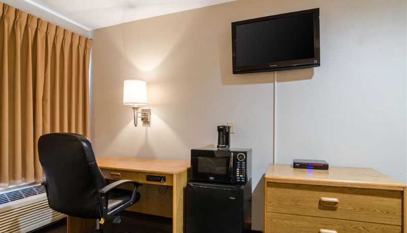 Zimmer - Rodeway Inn Ainsworth