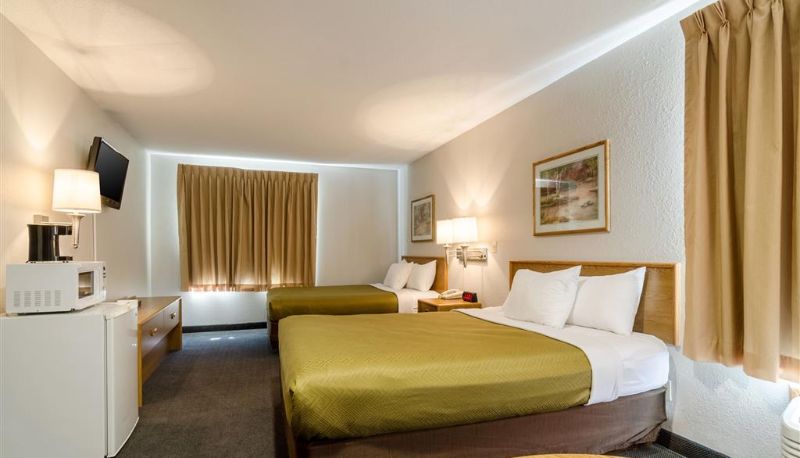 Zimmer - Rodeway Inn Ainsworth
