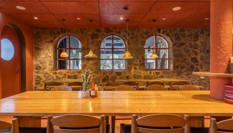 Frühstücksraum innerhalb des Restaurants - House of Ullr