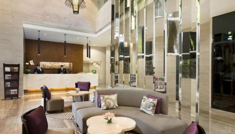 Recepcja - Hotel Santika Premiere Hayam Wuruk Jakarta