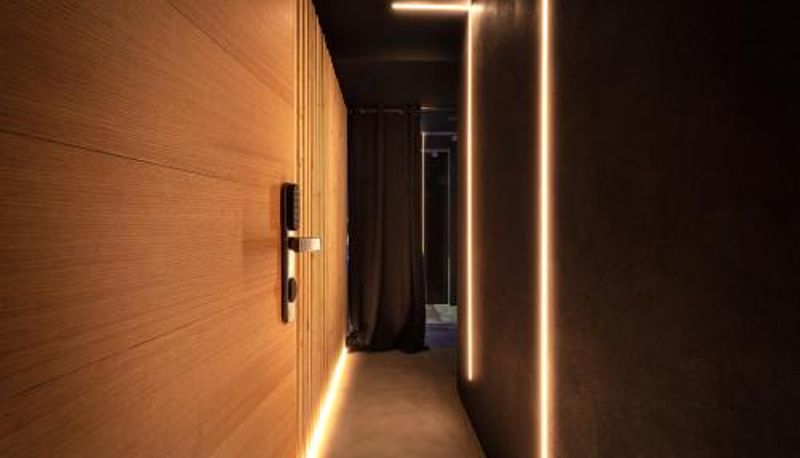 Informacje - The Black Boutique -- Turistea Suites