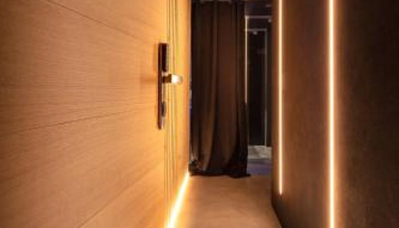 Informacje - The Black Boutique -- Turistea Suites