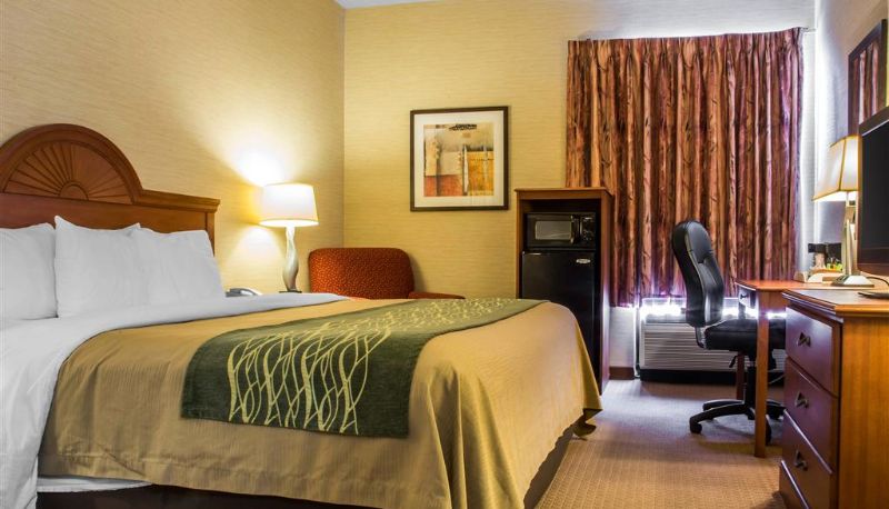 Camera - Quality Inn & Suites
