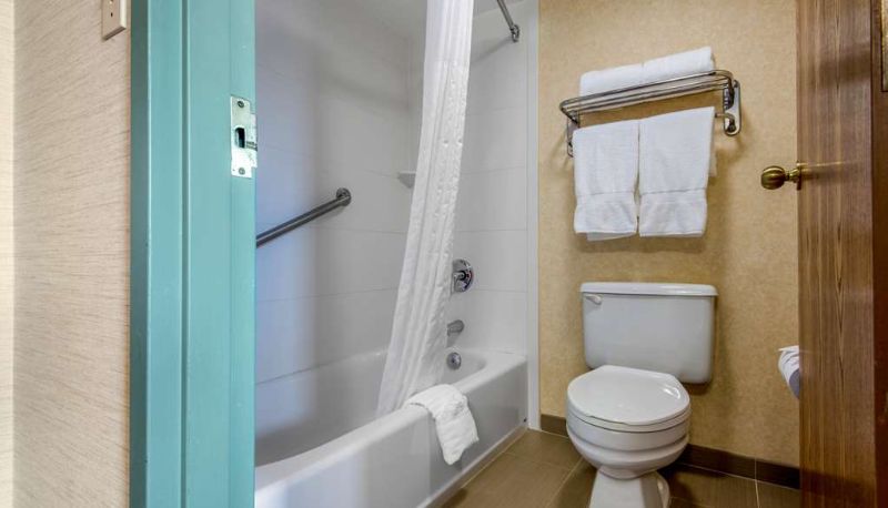 Zimmer - Quality Inn & Suites