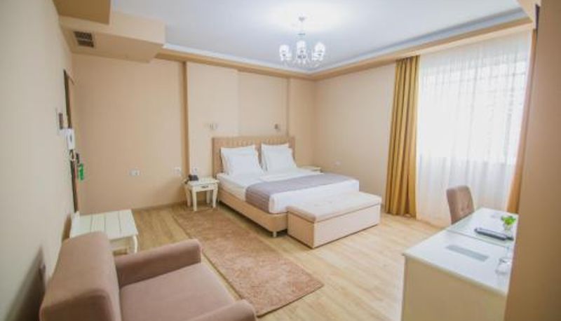 Información - Christi's Hotel Borova