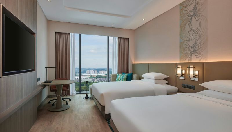 Zimmer - Courtyard by Marriott Setia Alam