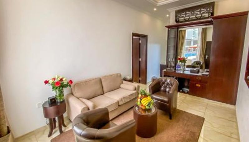 Info - Mirage Bab Al Bahr
