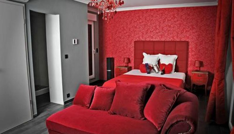 Room - V E R O N E - Rooms & Suites - Liège - Rocourt