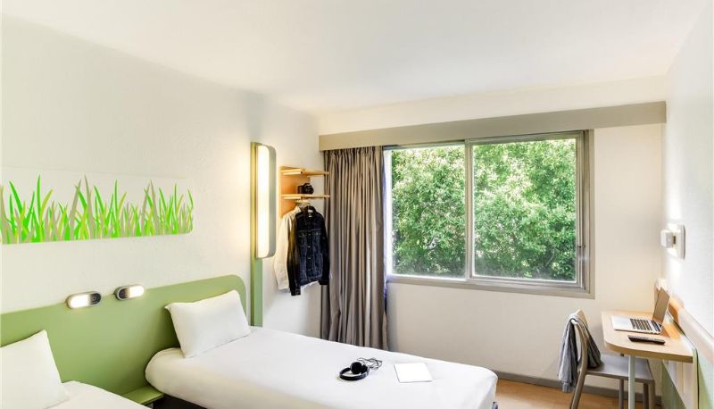 Camera - ibis budget Pau Lescar