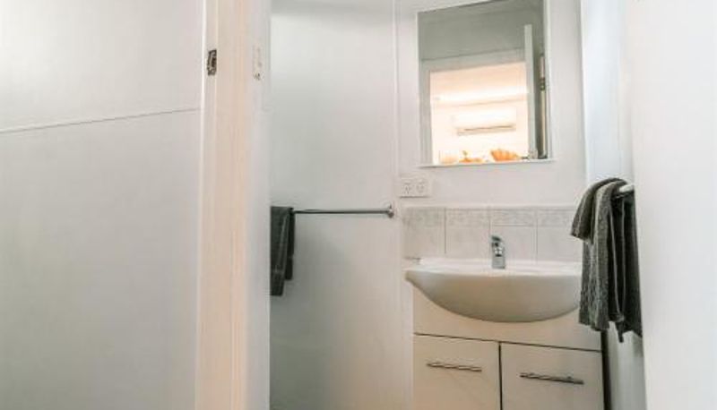 Info - Alpine Riverside Cottages