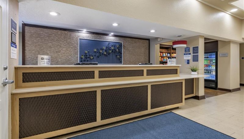 Lobby - Best Western Plus Orlando East- UCF Area