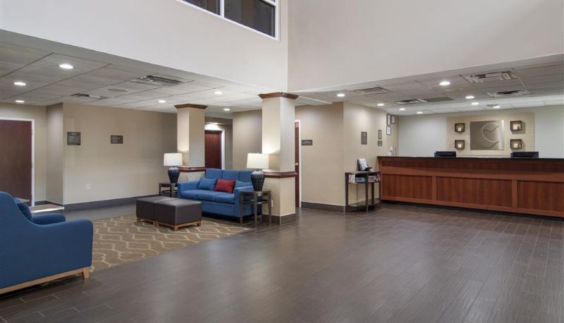 Lobby - Comfort Suites Woodstock