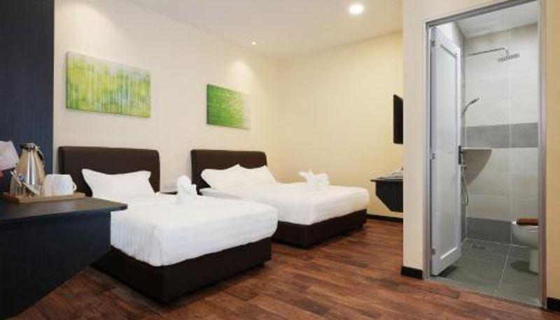 Tripla - Hotel Le-Shore