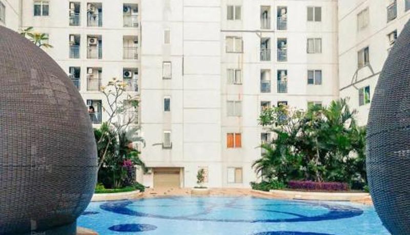 Zewnętrzna część hotelu - RedLiving Apartemen Bassura City - Byrin Property Tower Jasmine
