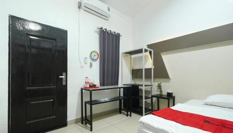 Pokój typu family - RedDoorz at Jalan Otista Karawang