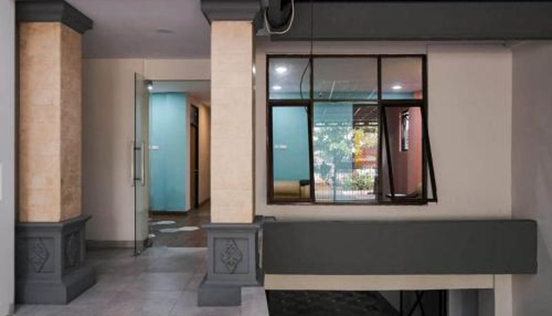 Info - RedDoorz Plus near Taman Anggrek Mall