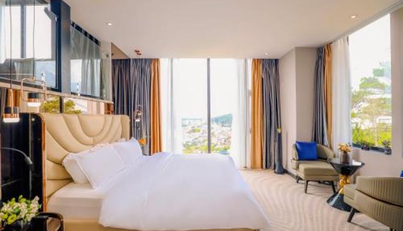 Suite - New Century Dalat Hotel