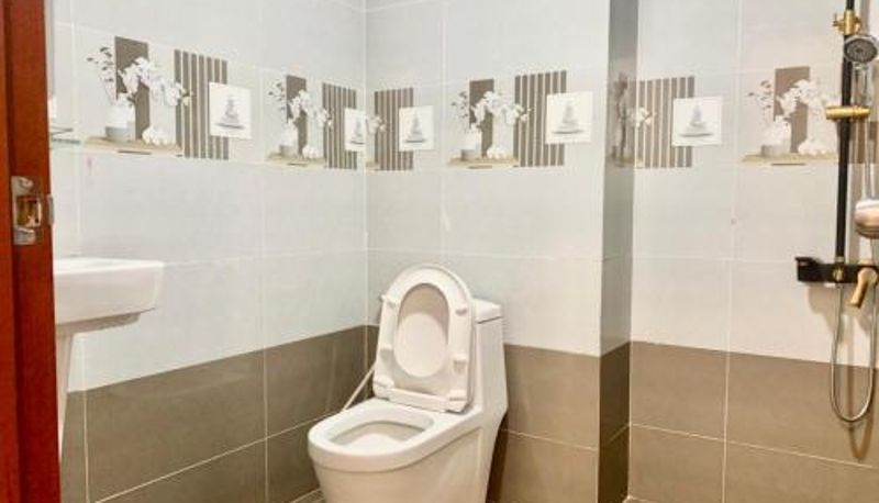 Salle de bain - OYO 1170 Nhan Duc Hotel