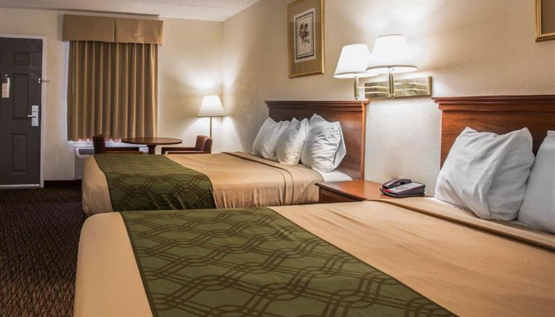 Zimmer - Econo Lodge Inn & Suites Lugoff