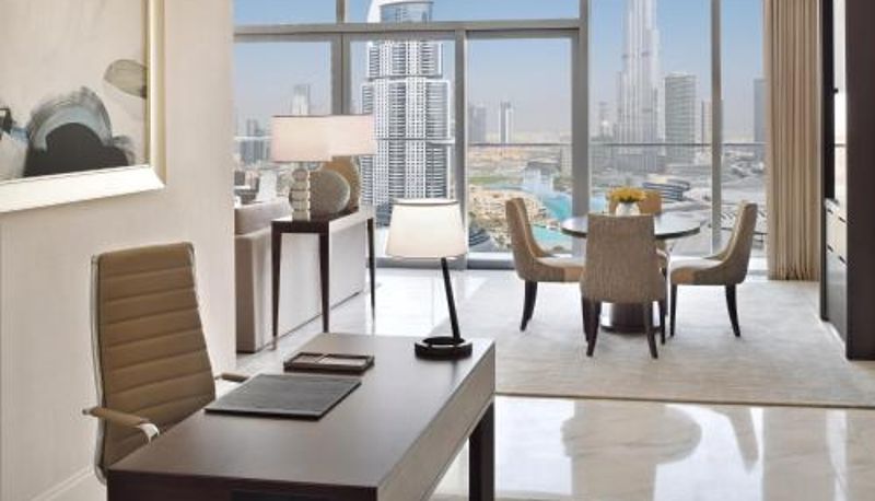 Suite - Address Dubai Mall