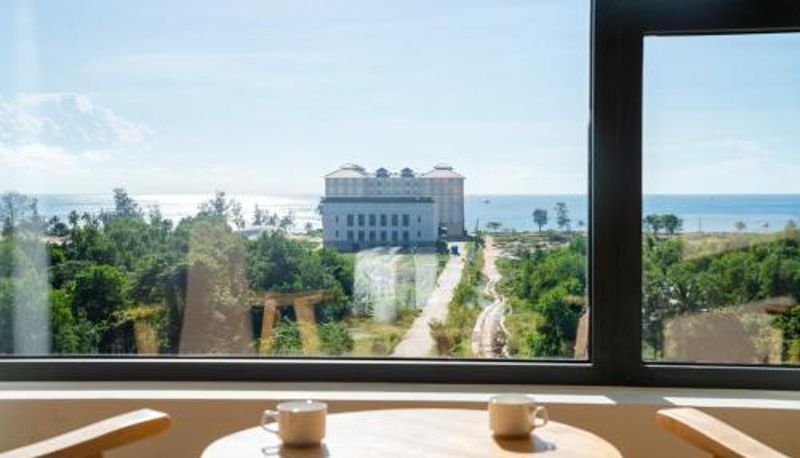 Info - UM-PQ hotel Phú Quốc