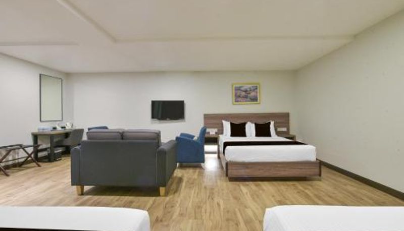 Suite - Palette Near Petaling Street Market Formerly Aces Hotel