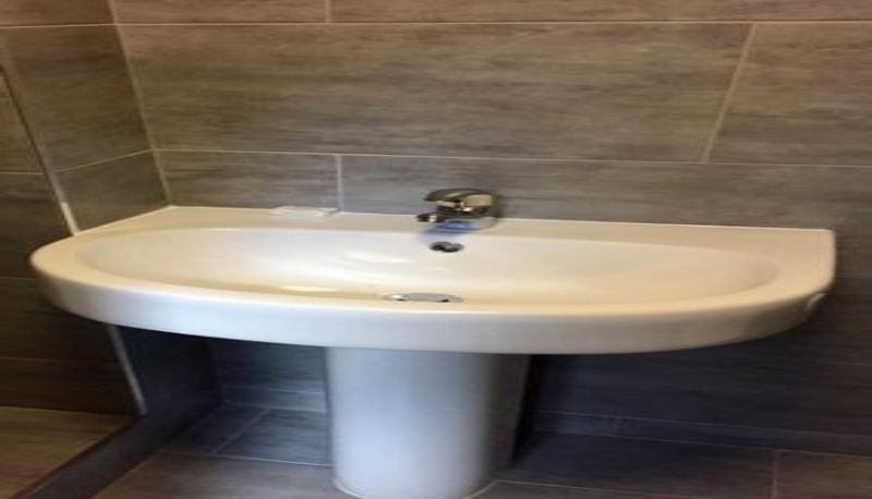 Info - Four Stars Hotel