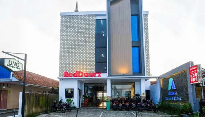 Info - RedDoorz near Universitas Muhammadiyah Purwokerto 2