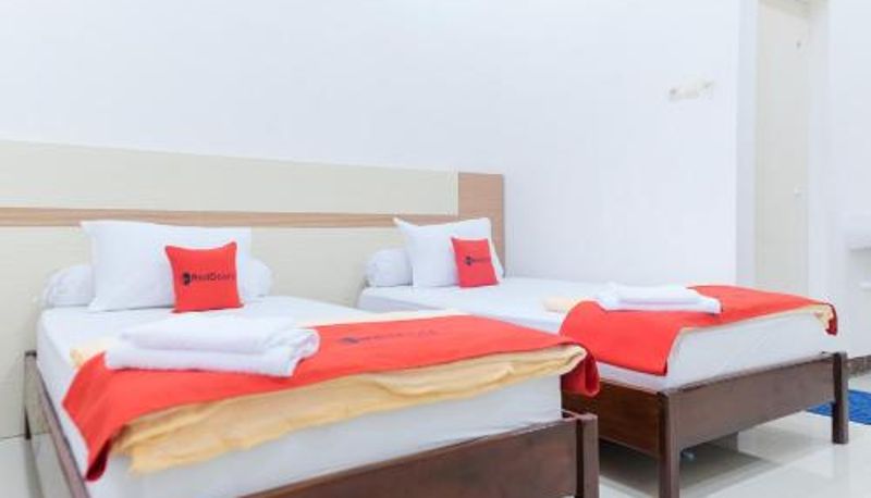 Zimmer - RedDoorz Syariah @ Jalan Ir Haji Juanda Jambi