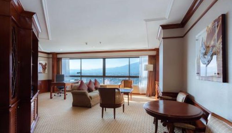 Üç kişilik oda - Centara Riverside Hotel Chiang Mai