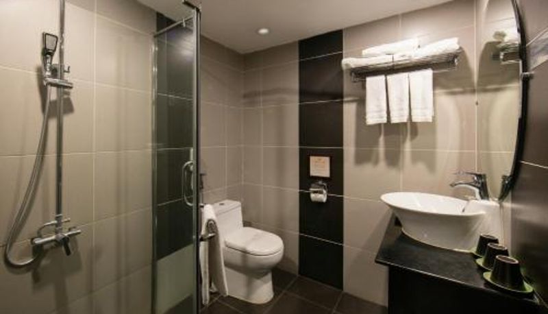 Üç kişilik oda - Hanoi Emotion Hotel